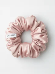 Elastic de păr din mătase naturală roz Velina, realizat din mătase Mulberry 22 momme