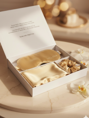 Set produse din matase naturala Auriu